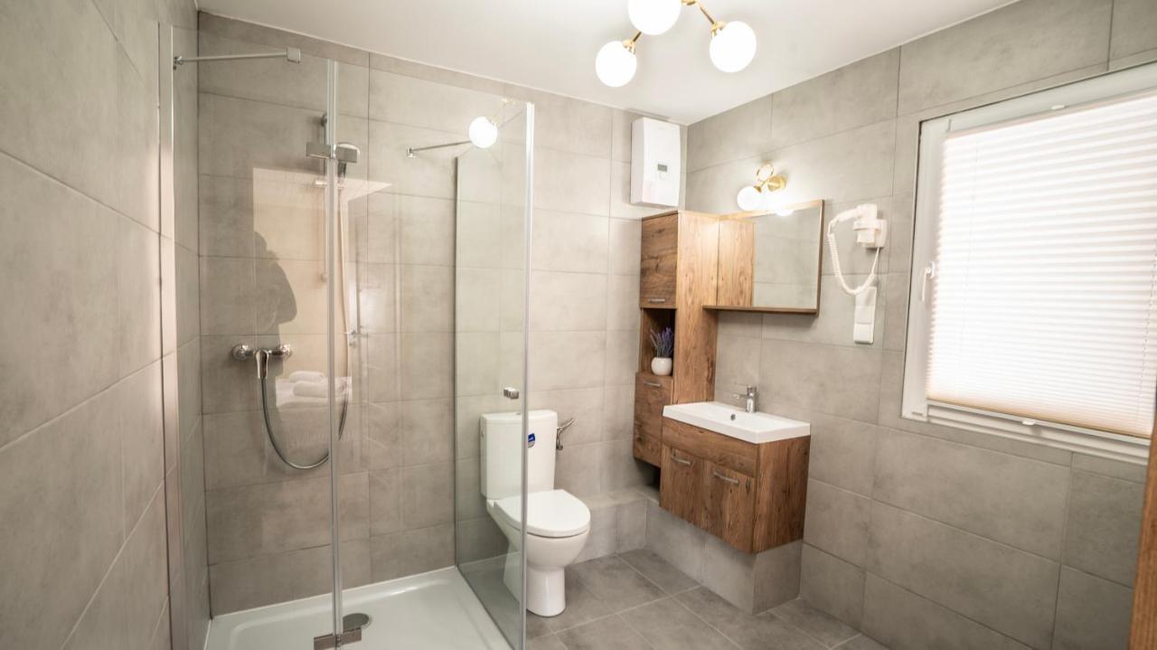 Zatoka Kal Hotel Wegorzewo Ngoại thất bức ảnh